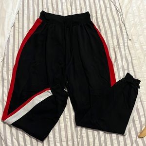 Ardene red & white stripe women’s sweatpants. Size Small